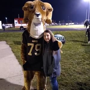 Meet your Posher, Marissa